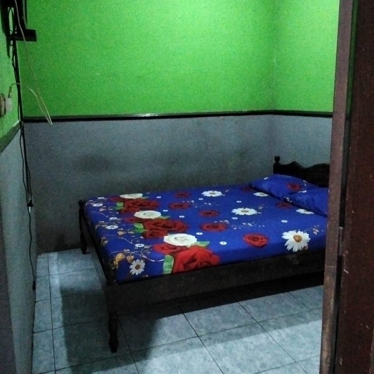 hotel dewi shinta 1